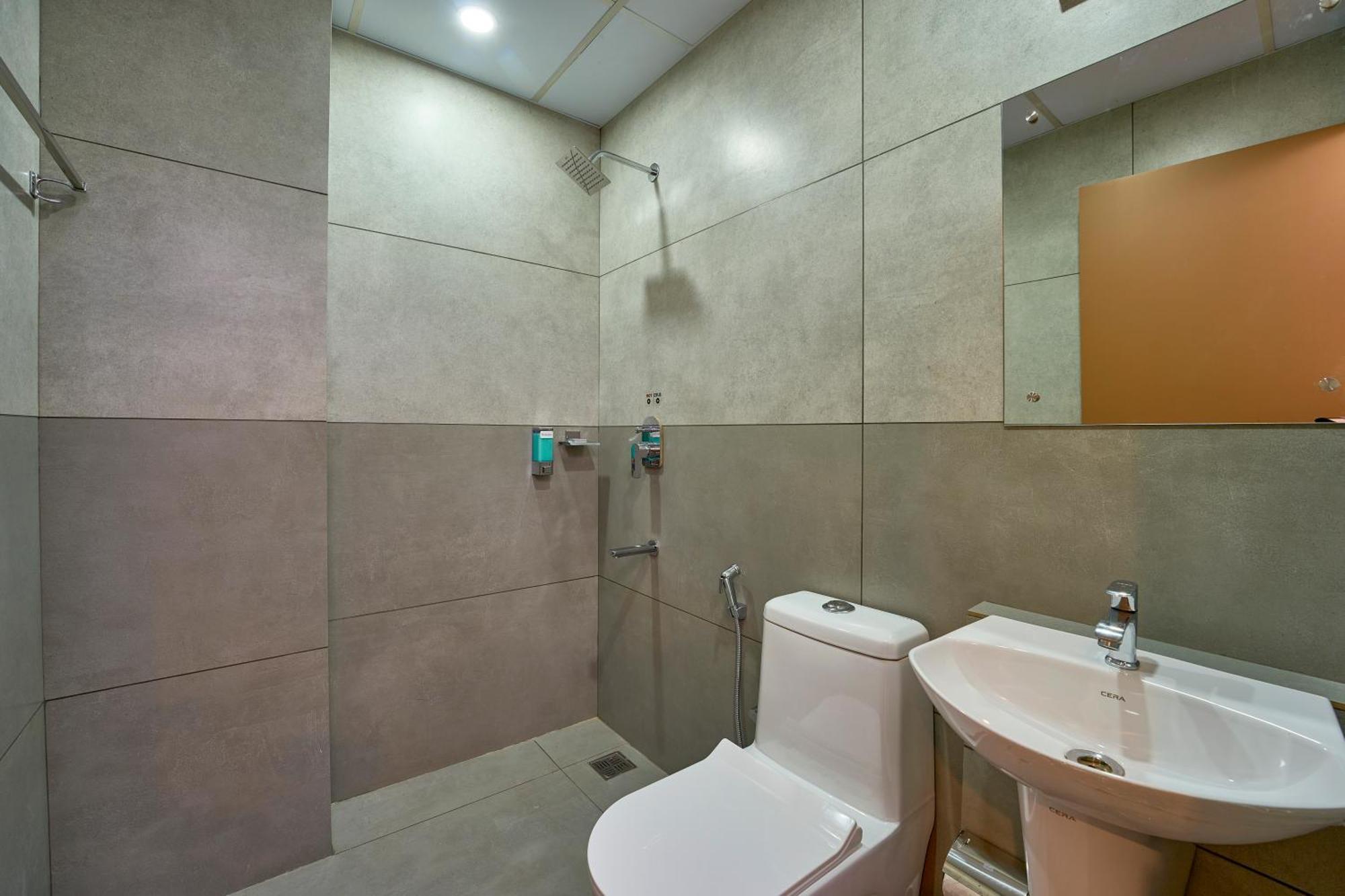 Sapphire Club Hub Hotel Kochi Kültér fotó