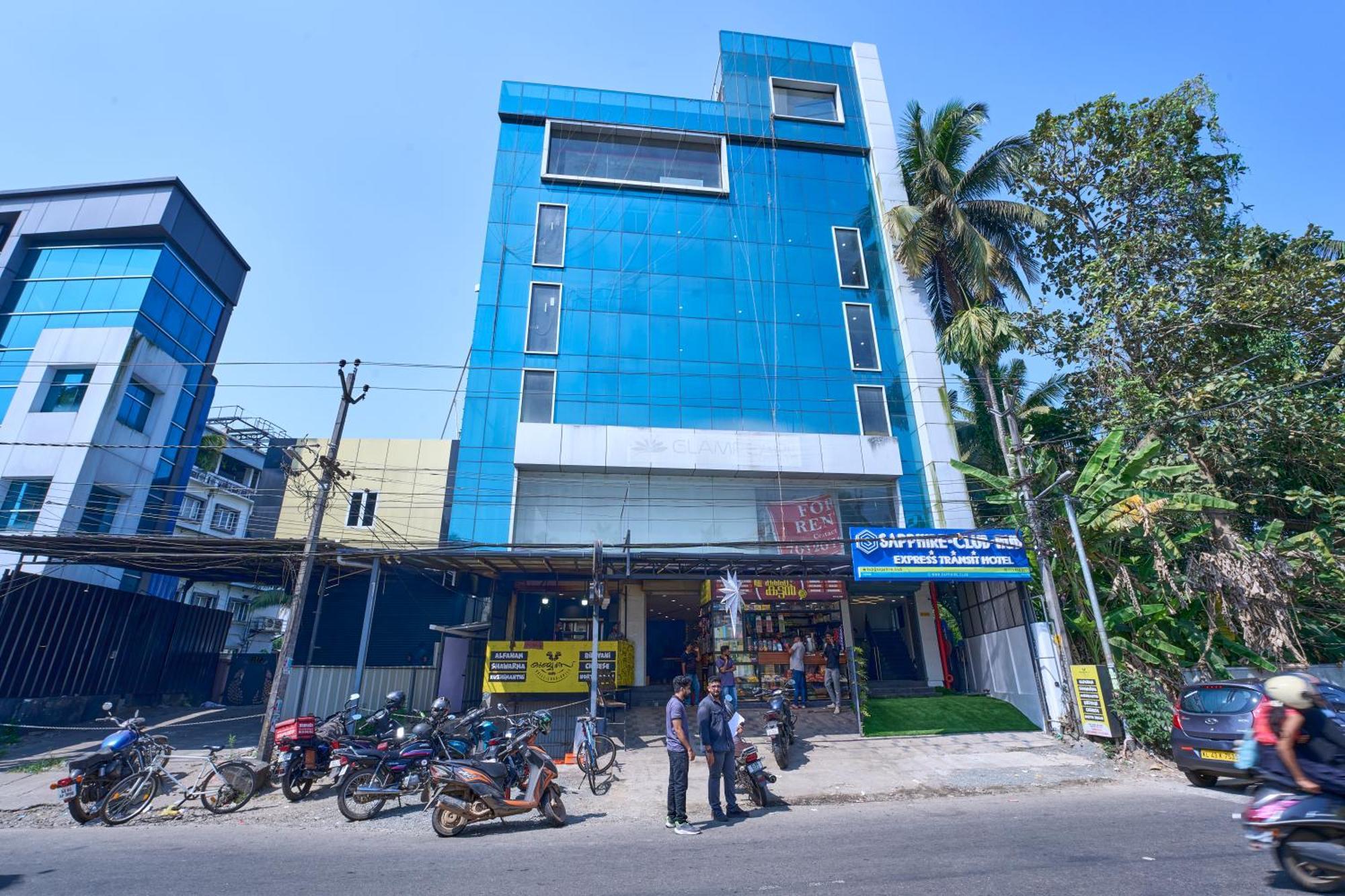 Sapphire Club Hub Hotel Kochi Kültér fotó
